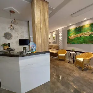 Bella Nina Hotel